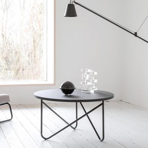 Moderner Couchtisch - VVV - MYKILOS - Polyethylen / Linoleum / Gestell aus heißlackiertem Stahl