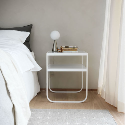 Moderner Nachttisch - NATI TATI - Asplund - Eiche / lackiertes MDF / lackiertes Metall