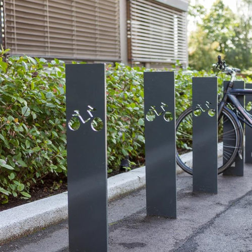 Bodenstehender Fahrradständer - TOUR  - Vestre - gesichert / originelles Design / aus recycelbarem Material