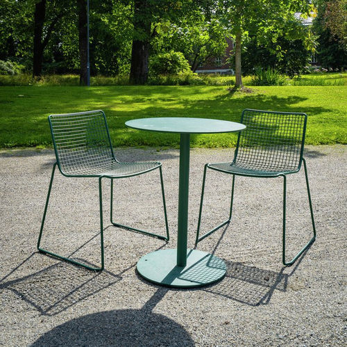 Moderner Tisch - MUNCH  - Vestre - galvanisiertem Stahl / Gestell aus galvanisiertem Stahl / rund