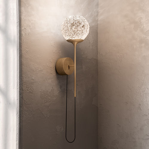 Moderne Wandleuchte - CRISTALGLOB - iconeluce.com - für den Innenraum / Messing / aus lackiertem Aluminium
