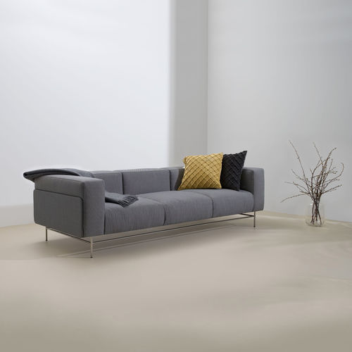 Modernes Sofa - AVIGNON - OFFECCT - Stoff / grau / Contract