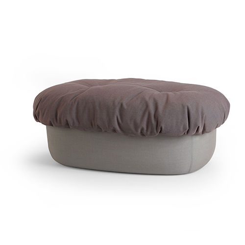 Moderne Ottomane - SOUFFLÉ - OFFECCT - Stoff / Leder / Holz