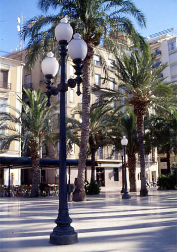 Straßenlaterne - ALICANTE DRA/LC - ROS Iluminación - klassisch / Metall / LED