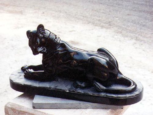 Marmorskulptur - PUMA - Leonardo Caminetti GmbH