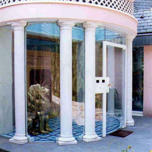 Steinsäule - Leonardo Caminetti GmbH - Fertigbau / Dekor