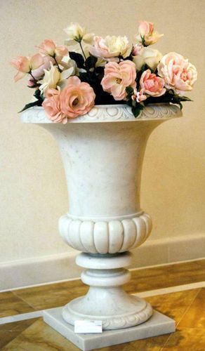 Klassische Vase - MEDICI - Leonardo Caminetti GmbH - Kalkstein / Marmor