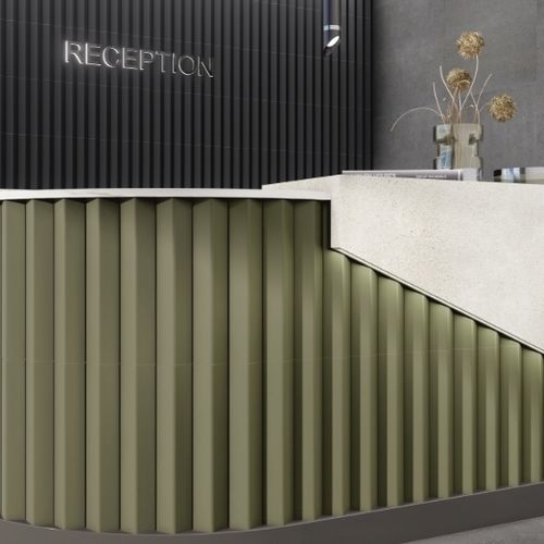 Wandmontierte Vertäfelung - LUXOR  - NATUCER - Feinsteinzeug / Hochglanz / 3D