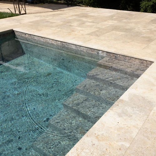 Maßgefertigtes Schwimmbecken - Arredo di Pietra srl - für Außenbereich / für Gewerbegebrauch / erdverlegt