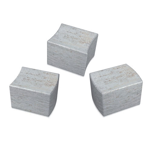 Moderner Hocker - puzzle - Arredo di Pietra srl - Travertin / Gestell aus Travertin / modular
