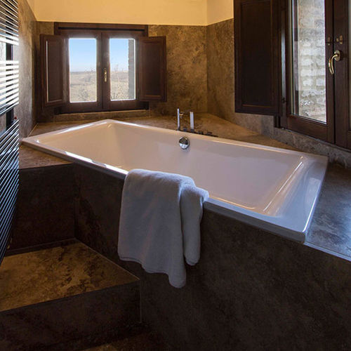 Modernes Badezimmer - Arredo di Pietra srl - Travertin / für Hotels / maßgefertigt