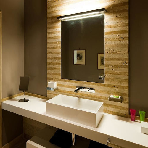 Wand-Waschbecken - Arredo di Pietra srl - Travertin / mit integrierter Waschtischplatte / nach Maß