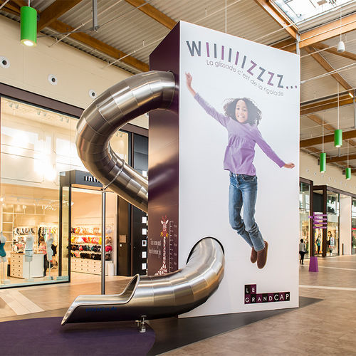 Drehende Rutsche - SHOPPING MALL LE HAVRE  - atlantics GmbH - für Spielplätze / Edelstahl / rohrförmig