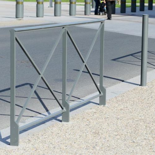 Schutzabsperrung - CLASSICO - univers & cité | mobilier urbain - feststehend / Stahl / für öffentliche Bereiche