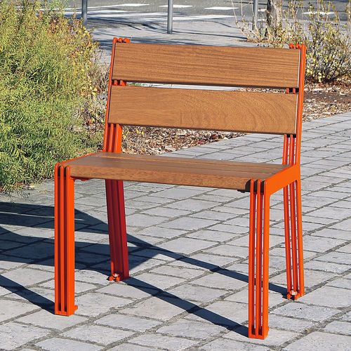 Moderner Sessel für den urbanen Raum - ARLO - univers & cité | mobilier urbain - Holz / thermolackierter Stahl / für öffentliche Bereiche