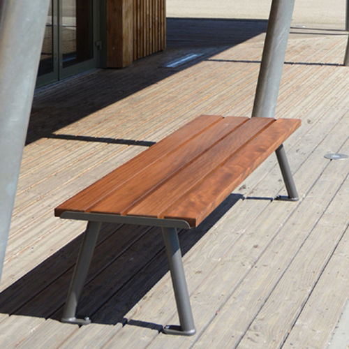 Moderne Bank für den öffentlichen Raum - ORIA  - univers & cité | mobilier urbain - Holz / Stahl / ohne Rückenlehne