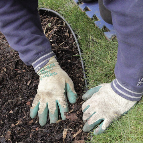 Randeinfassung für Garten - B-EDGE PRO - BERA B.V. - für Landschaftsgestaltung / Polyethylen / gerade