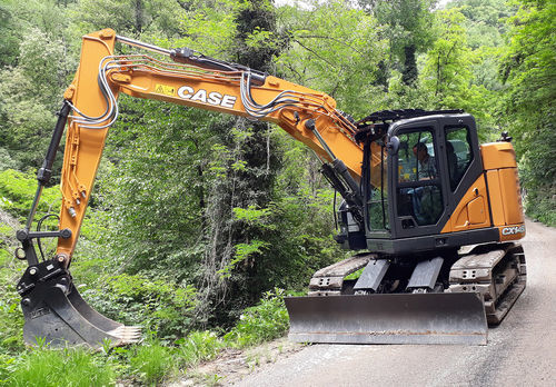 Mittelgroßer Bagger - CX145DSR - Case Construction - auf Raupen / kompakt / Standard