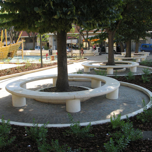 Moderne Bank für den öffentlichen Raum - LUNA BLU - VASART URBAN DESIGN - Beton / ohne Rückenlehne / ohne Armlehnen