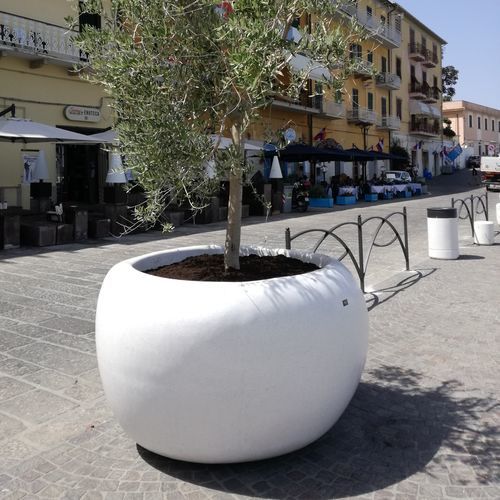 Faserbeton-Pflanzkübel - NUVOLA - VASART URBAN DESIGN - Hochleistungsbeton / kreisförmig / modern