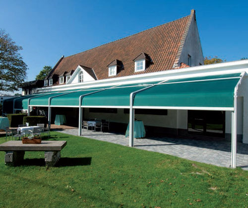 Angebaute Pergola - TERRACLIM - FRANCIAFLEX - Aluminium / mit Stoffüberdachung / maßgefertigt