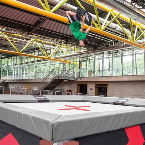 Gymnastik-Trampolin - FIVESQUARE 5² - Eurotramp Trampoline Kurt Hack GmbH - rechteckig / für Gewerbegebrauch / für den Innenraum