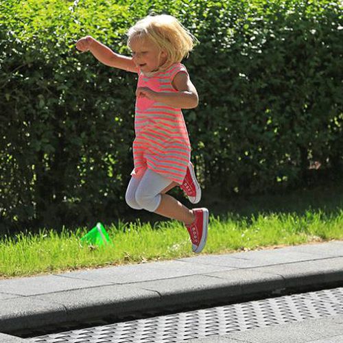 Trampolin für Spielplätze - KIDS TRAMP TRACK - Eurotramp Trampoline Kurt Hack GmbH - rechteckig / für Außenbereich