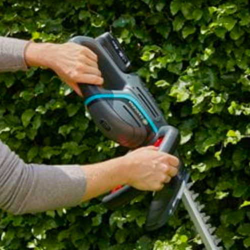 Batteriebetriebener Heckenschneider - 14730-55 - GARDENA Deutschland GmbH - Handgerät / leichtgewichtig