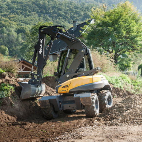 Bagger / mittlere Größe - 12MTX - MECALAC Baumaschinen GmbH - Rad / drehbar / ergonomisch