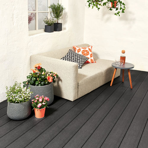 Verbundholzterrassendiele - EXCLUSIVE - NATURinFORM GmbH - Holzoptik / für Gewerbegebrauch / PEFC-zertifiziert