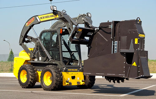 Kompaktlader Allradsteuerung - L223 - New Holland Construction