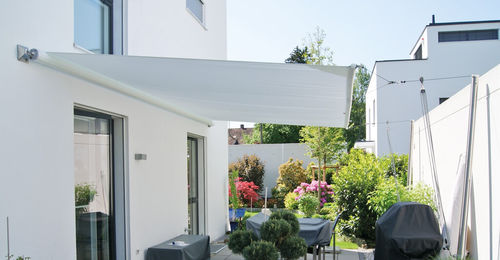 Wasserundurchlässiges Sonnensegel - SOLIDAY-XS - Plaspack Netze GmbH - mit automatischer Aufwicklung / rechteckig / Stoff
