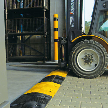 Bremshügel für öffentliche Plätze - 3393 - Schake GmbH