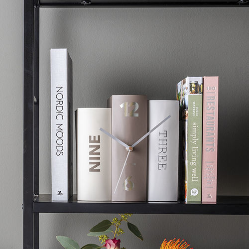 Moderne Uhr - BOOK - KARLSSON CLOCKS - Tisch / Analog / Papier