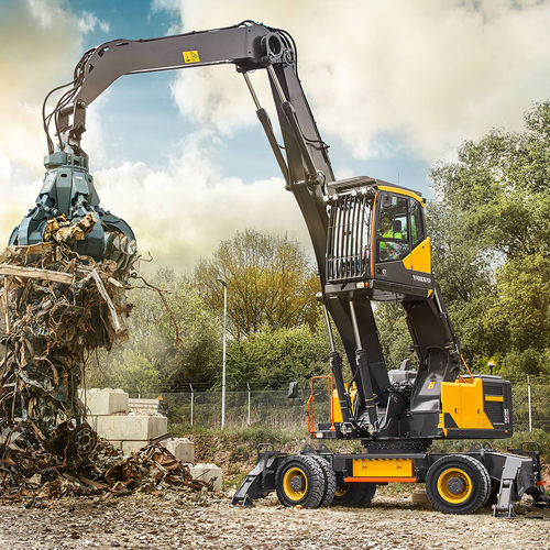 Mittelgroßer Bagger - EW240E MH - Volvo Construction Equipment Germany GmbH - Rad / drehbar / für Baustelle