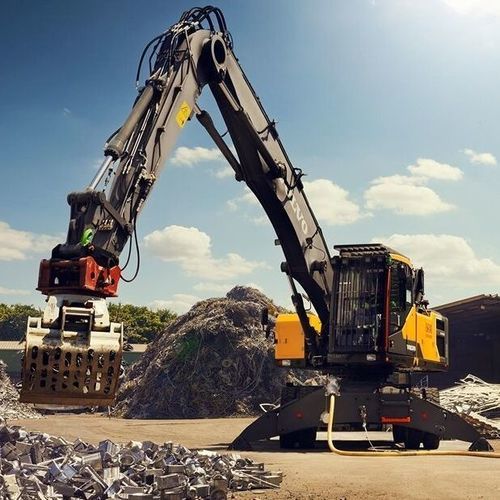 Mittelgroßer Bagger - EW240 - Volvo Construction Equipment Germany GmbH - mit Gummireifen / für Materialumschlag / ergonomisch