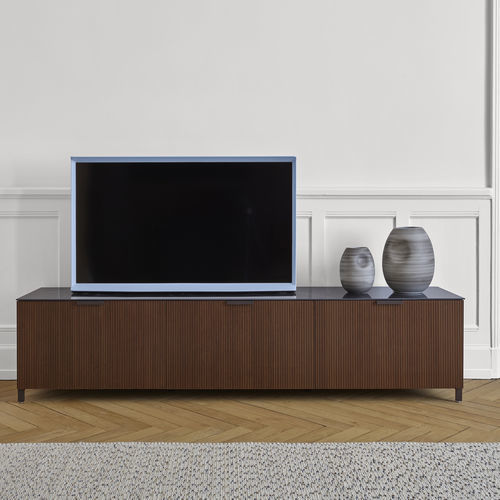 Modernes Fernsehmöbel - SELVANS  - CINNA - lowboard / Nussbaum / Esche