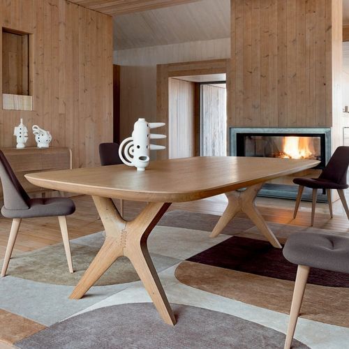 Moderner Esstisch - WHISPER - ROCHE BOBOIS - Holzfurnier / MDF / Gestell aus Eiche