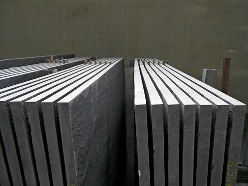 Steinplatte - ITALIAN SLATE SLABS NATURAL CLEFT  240 X 130 CM - Ardesia Mangini A & D snc