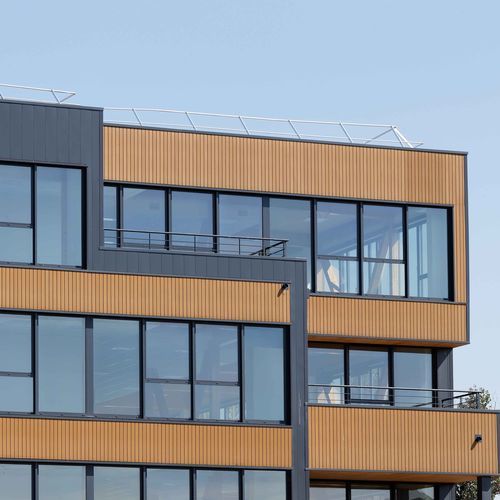 Biobasierte Fassadenverkleidung - SMART 2, 4, 9 & 20 - NEOLIFE - Lamellen / Holzfaser / Verbundholz