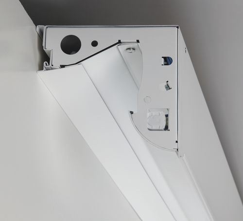 Beleuchtungsprofil für Aufbau - SLOT® SYSTEMS : 2100 - LiteControl - wandmontiert / fluoreszierend