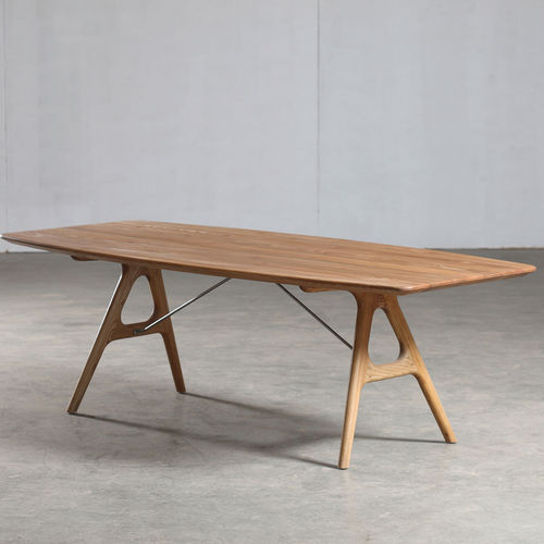 Moderner Tisch - TESA - Artisan Solid Wood Furniture - Eiche / Massivholz / Nussbaum