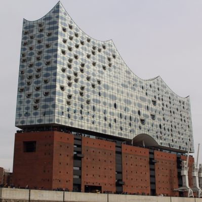 Platten-Fassadenverkleidung - ELBPHILHARMONIE HAMBURG - Design Factory