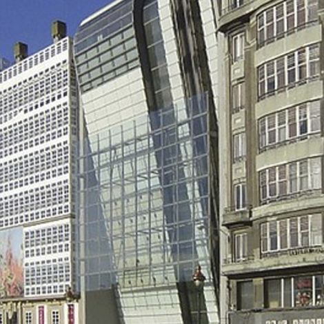 Edelstahl-Sonnenschutzlamelle - FUNDACION CAIXA GALICIA, LA CORUNA - SPAIN - Design Factory cmb - für Fassaden / vertikal