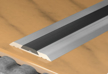 Aluminium-Abschlussprofil - Sx0 Series - SALAG - für Fliesen / für Treppenstufen / Stufenkante
