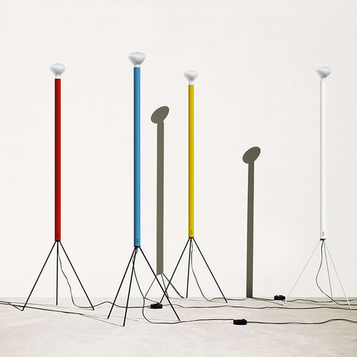 Bodenlampe - LUMINATOR - FLOS - Metall / Eisen / modern