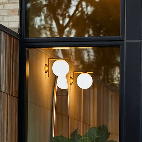 Moderne Wandleuchte - IC - FLOS - für den Innenraum / geblasenes Glas / Messing