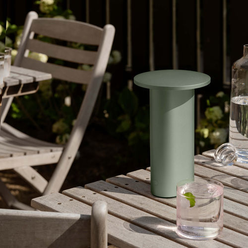 Tischlampe - SOLAE - Fritz Hansen - Aluminium / minimalistisches Design / mit Kabel