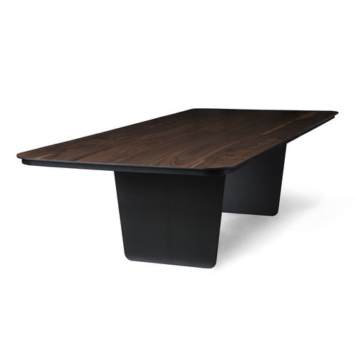 Moderner Tisch - CARBON CLARO - Tokio furniture & lighting - Nussbaum / Kohlefaser / Gestell aus Verbundmaterial