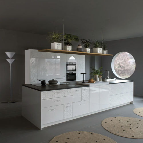 Moderne Küche - MESA  - SCHIFFINI - Laminat / Kochinsel / mit integriertem Griff
